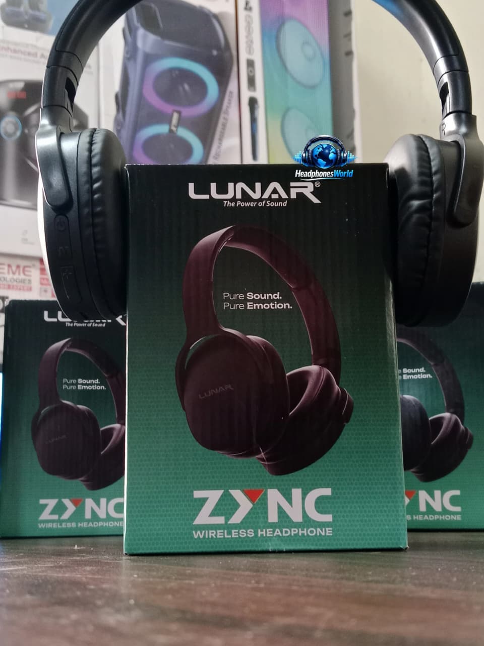 LUNAR ZYNC HEADPHONES