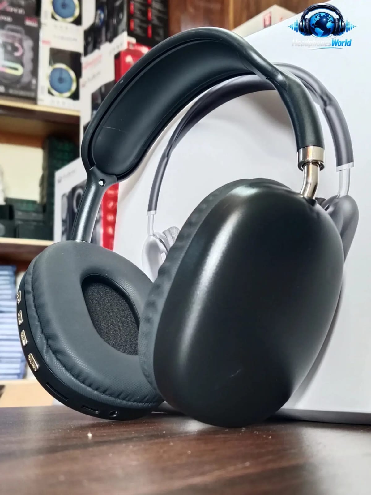 P9 BLUETOOTH HEADPHONESS